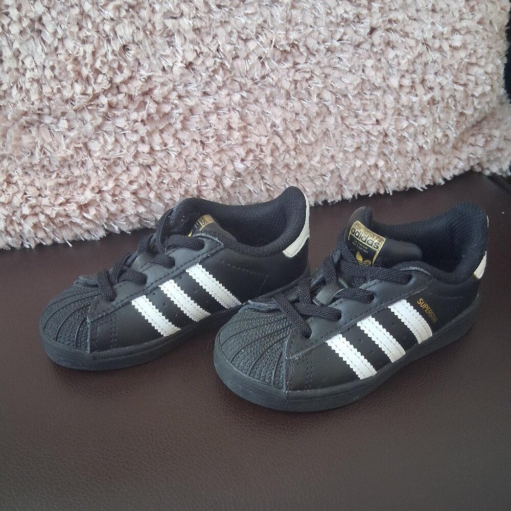 Children's Adidas Sneakers Size 7K